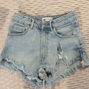 Zara Women's Ripped Jean Shorts - Light Blue